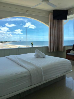 PierView Rooms